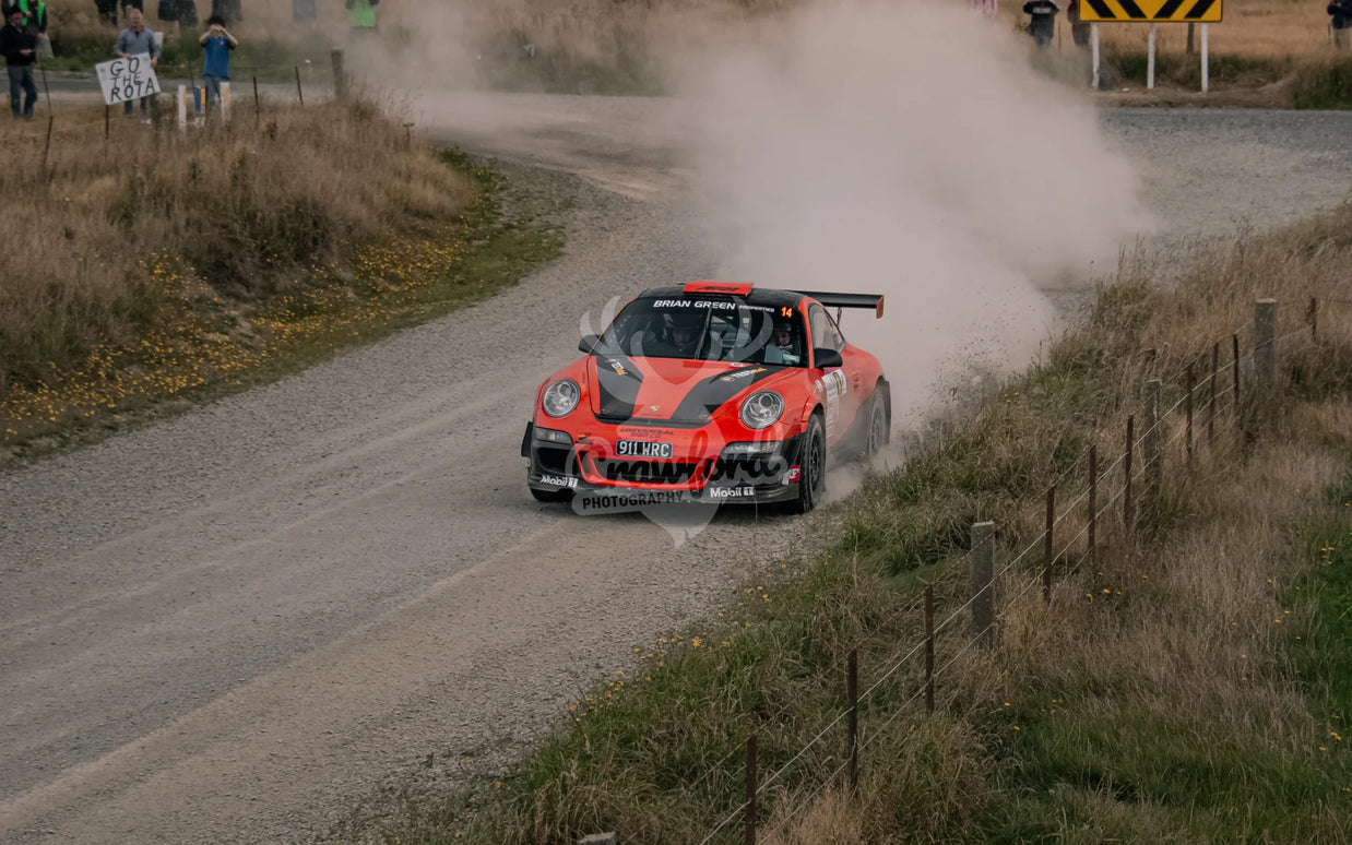 Otago rally ss5 #14 Porsche 911 - Automotive