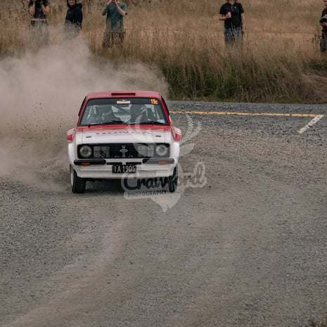 Otago rally ss5 #19c Ford Escort - Automotive